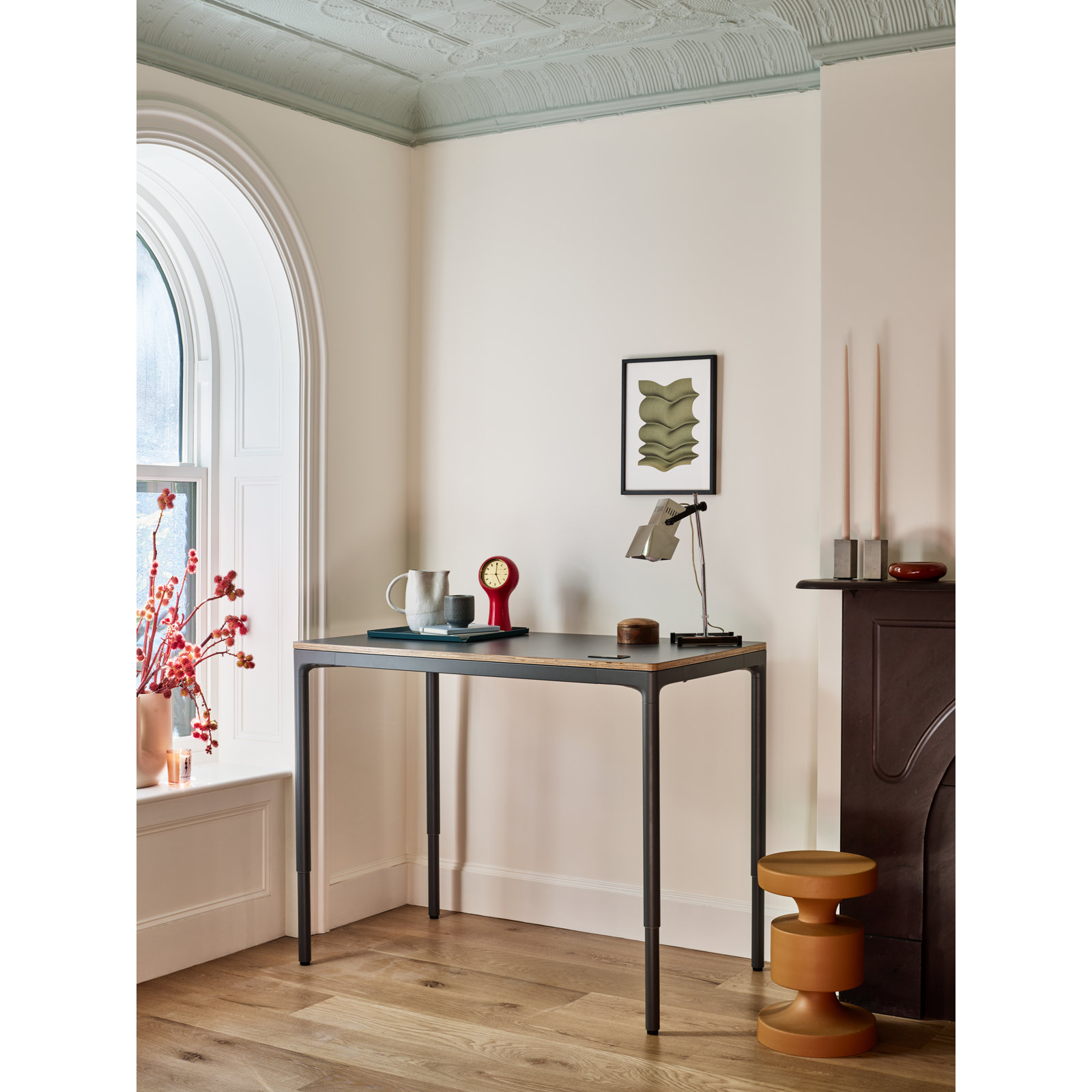 Four Leg Standing Desk, Carbon, 44.6" H x 59" W x 27" D, Carbon