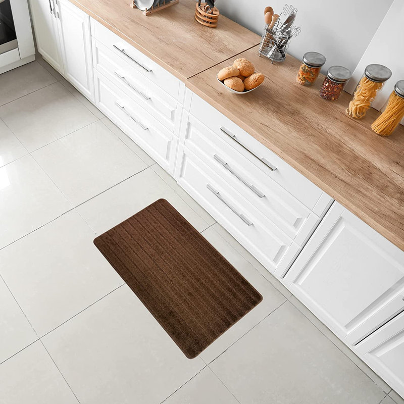Tapis de cuisine, Rectangle 1 pi 5 po x 2 pi 8 po, Brun