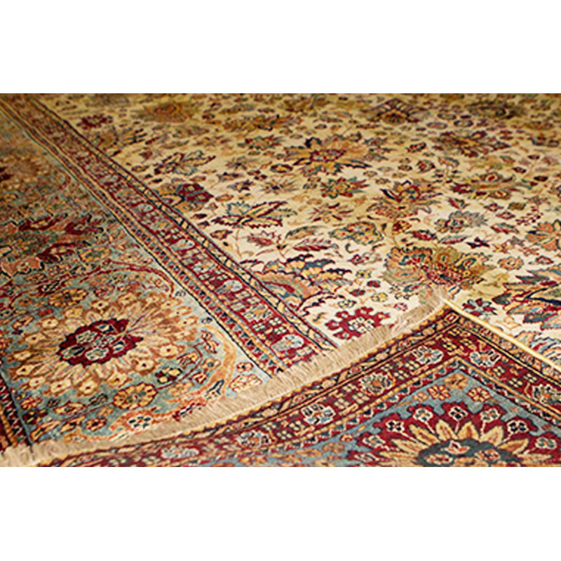 Wool Oriental Area Rug in Rust/Cream