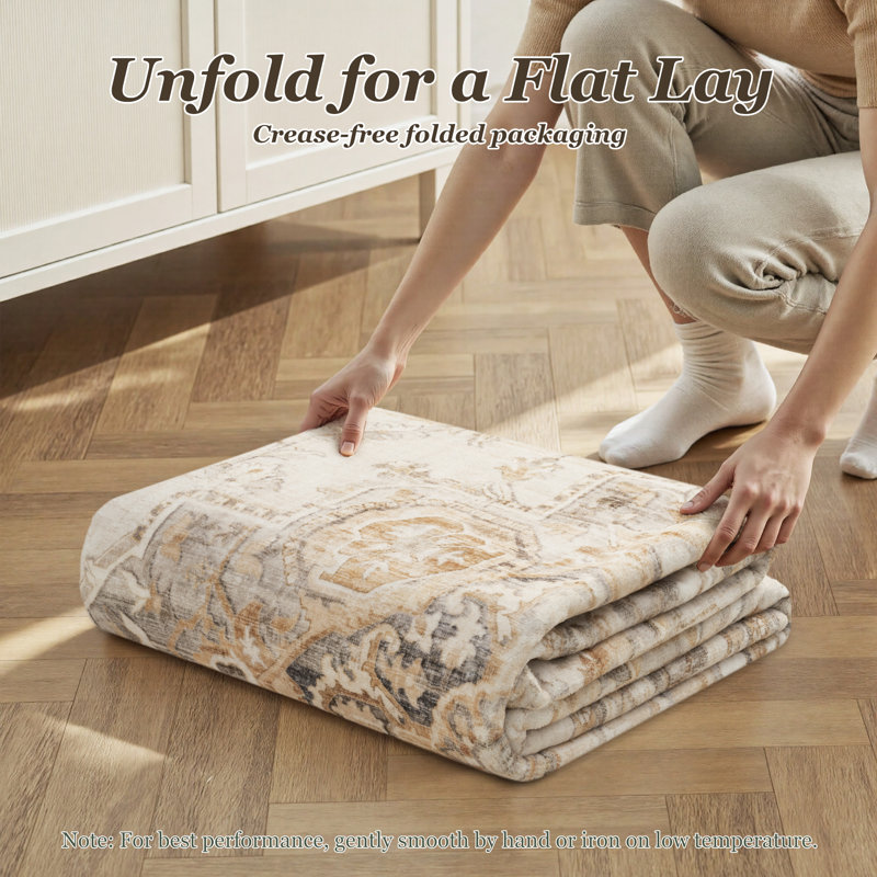 Soft Machine Washable Vintage Distressed Medallion Area Rug For Living Room, Bedroom With Non-Slip Backing In Beige/Cream