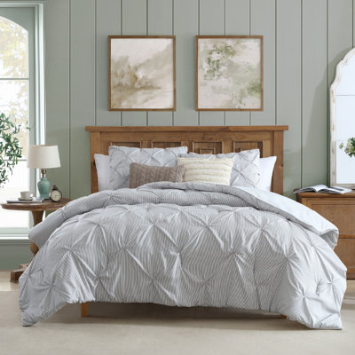 Swift Home Pintuck 3-Piece Microfiber Comforter Set - Solid Colors and Striped Designs - All-Seasonal, Durable, Easy Care