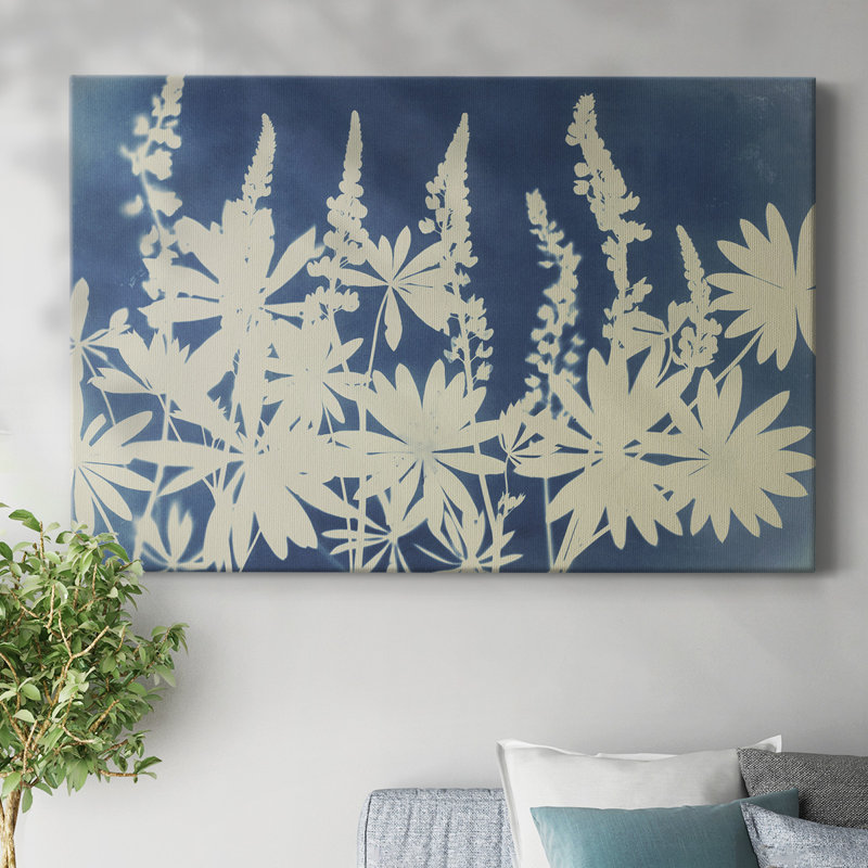 Lovely Lupine-Gallery, toile tendue, H 32 po x l 48 po