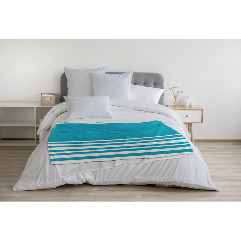 Jeté en molleton Stripe A Balance, L 30 po x L 40 po, Bleu, 1.75