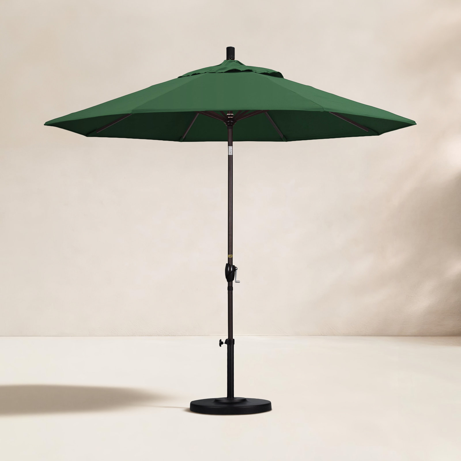 Iuka 9' Umbrella, Hunter Green Performance