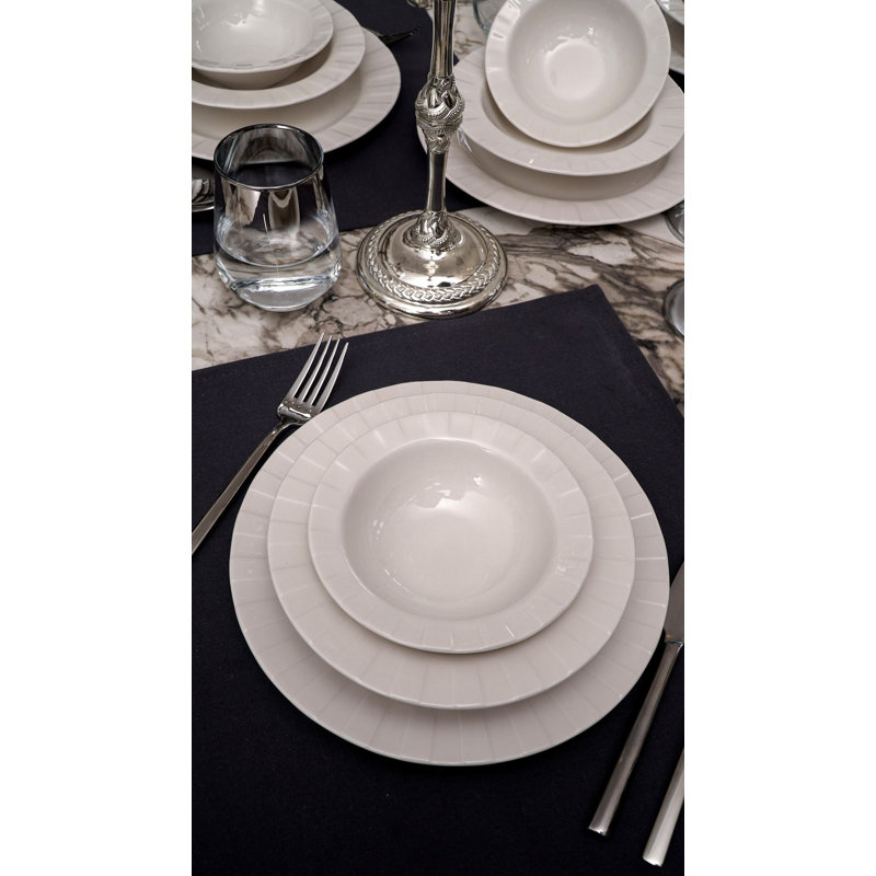 Service de table (18 pièces)