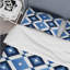 Literie géométrique minimaliste à motifs géométriques blancs et bleus-290375862