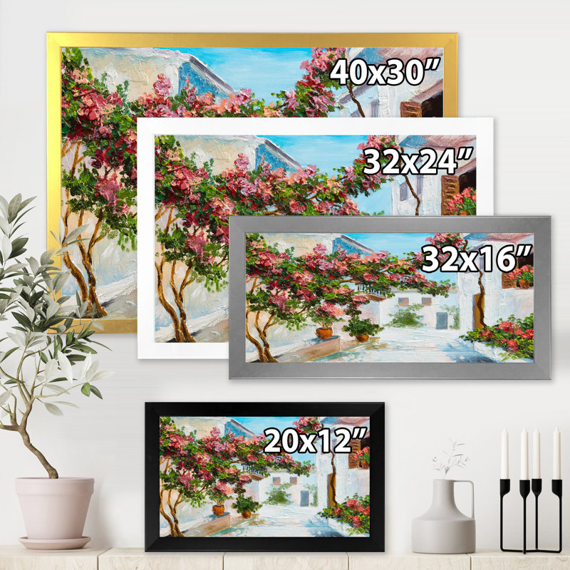 Maison blanche avec des fleurs en fleurs près de la mer - Peinture sur toile, H 24 po x l 32 po x P 1 po, Cadre doré