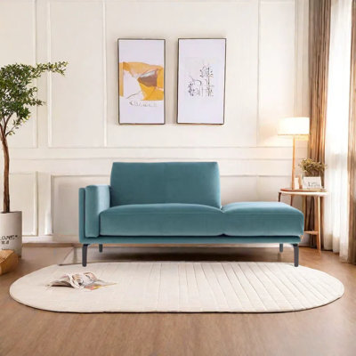 Chaise longue et mousse haute densité
