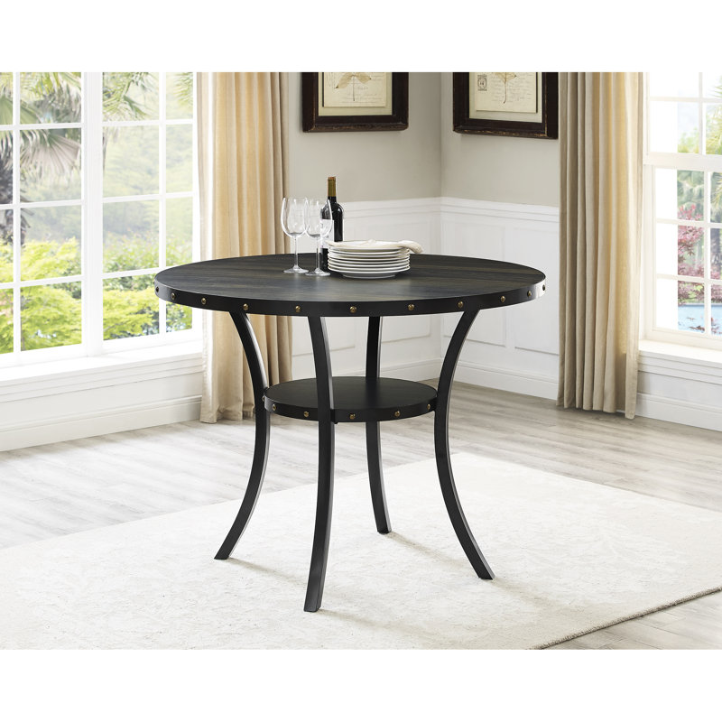 Table à hauteur de comptoir - tabourets cloutés en tissu brun clair. Plateau de table en bois fini grain de café avec pieds en métal. 4 rembourrés de lin et de coton pour les tabourets. Comprend un cadre. 4 sur les dossiers de siège
