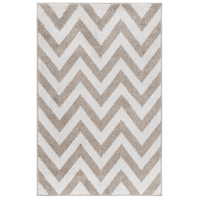 Falstaff Performance Chevron Rug