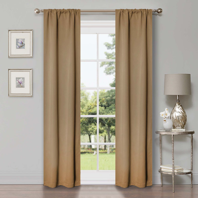 Paire de rideaux obscurcissant avec œillets Millendon, Bois de frêne fumé, L 26 po x L 84 po