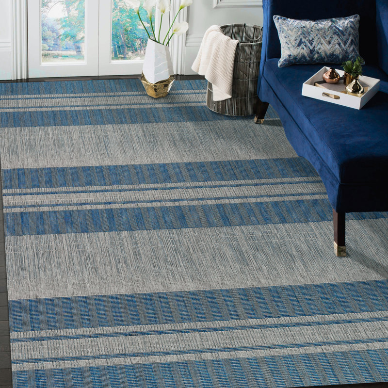 Sinaya Contemporary Flatweave Performance Indoor/Outdoor Area Rug, Rectangle 6'6" x 9'10"