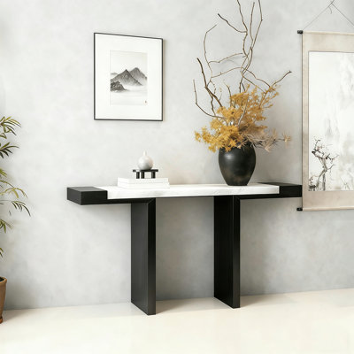 Console Retro Minimalist Luxury