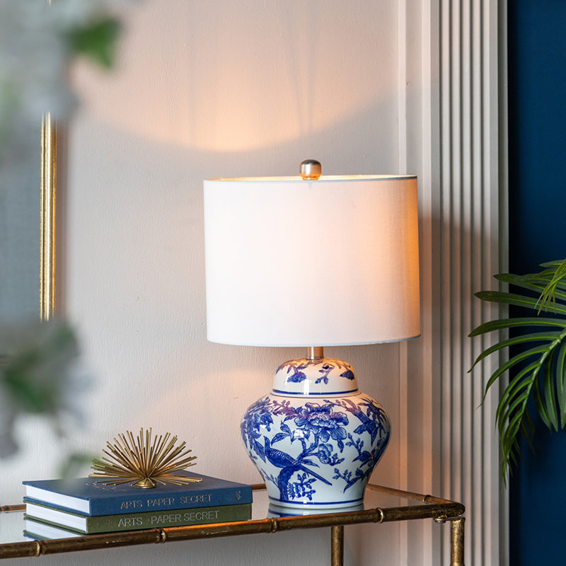 Lampe vase en céramique bleue et blanche
