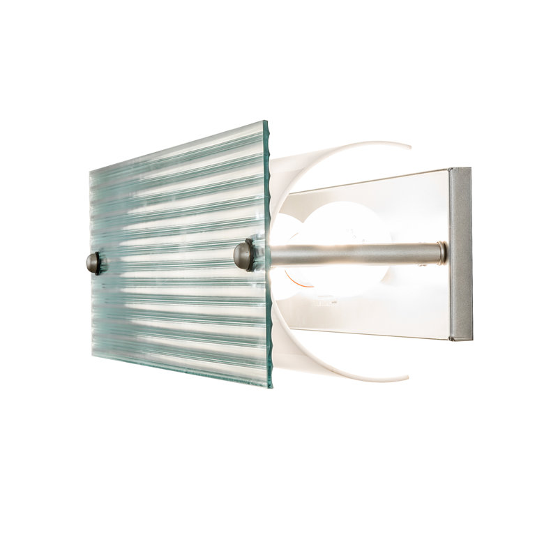 3 - Light Vanity Light