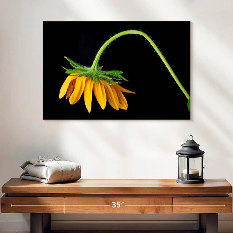 Harnek Sunflower Bend, 8" H x 12" W
