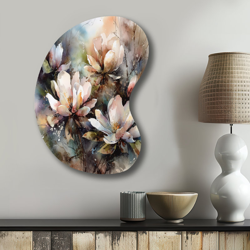 «Pink Magnolia Symphony II - Asymmetric Magnolias», reproduction d'art murale en métal de forme unique, H 31 po x l 22 po