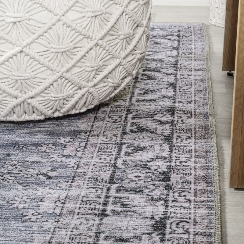 Haruyoshi Chenille Cottage Medallion Machine-Washable Navy/Gray/Black Rug, Rectangle 5'3" x 7'7"