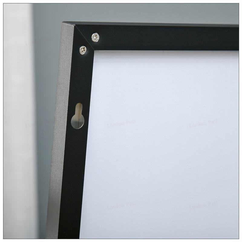 Miroir pleine grandeur en verre, autoportant ou mural pour une décoration polyvalente et élégante