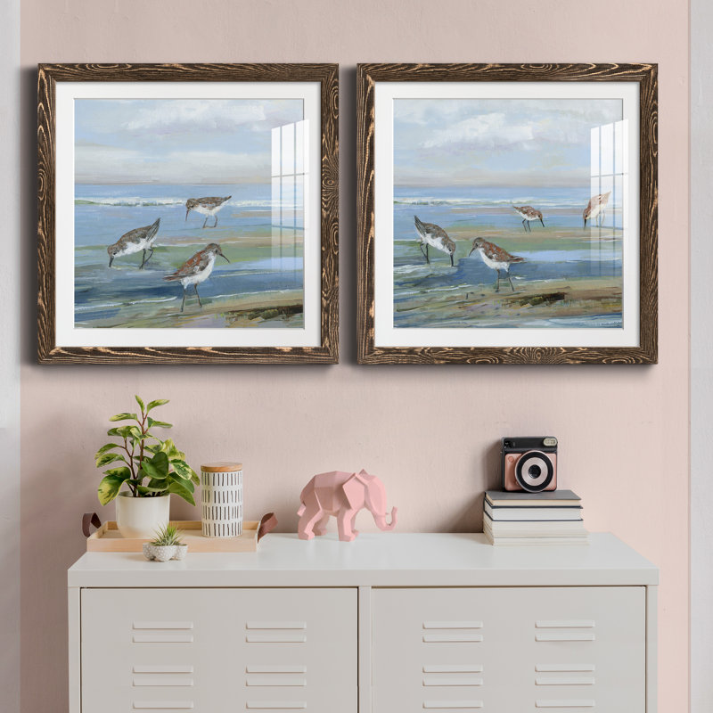 Seabird Beach I - ensemble de 2 peintures, Papier avec cadre noyer, H 31,5 po x l 63 po x P 1,5 po