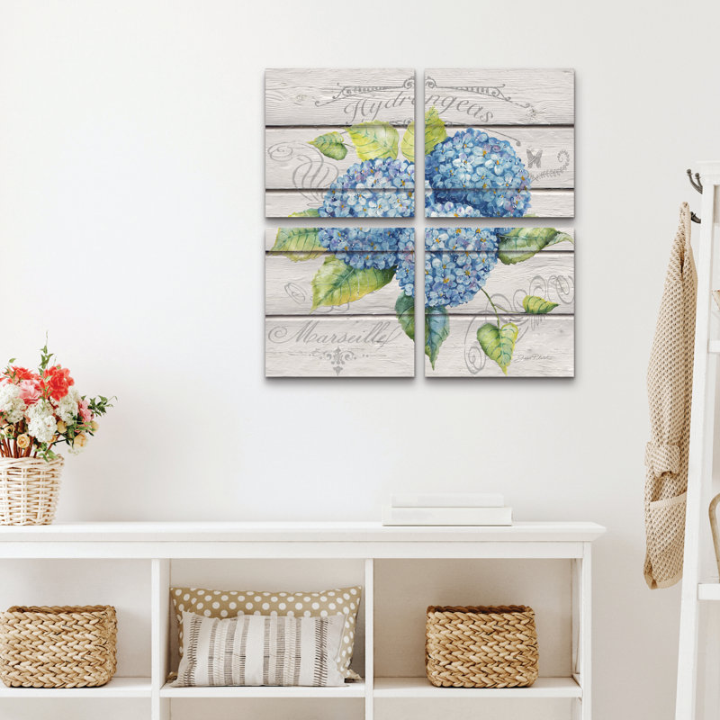 Ensemble de 4 panneaux d'art mural - "Blue Hydrangeas" par Jean Plout, pour un salon, une chambre ou un bureau 