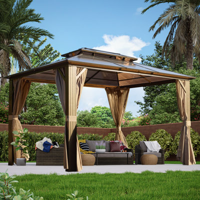 13 pi. L 10 pi. Pavillon en D