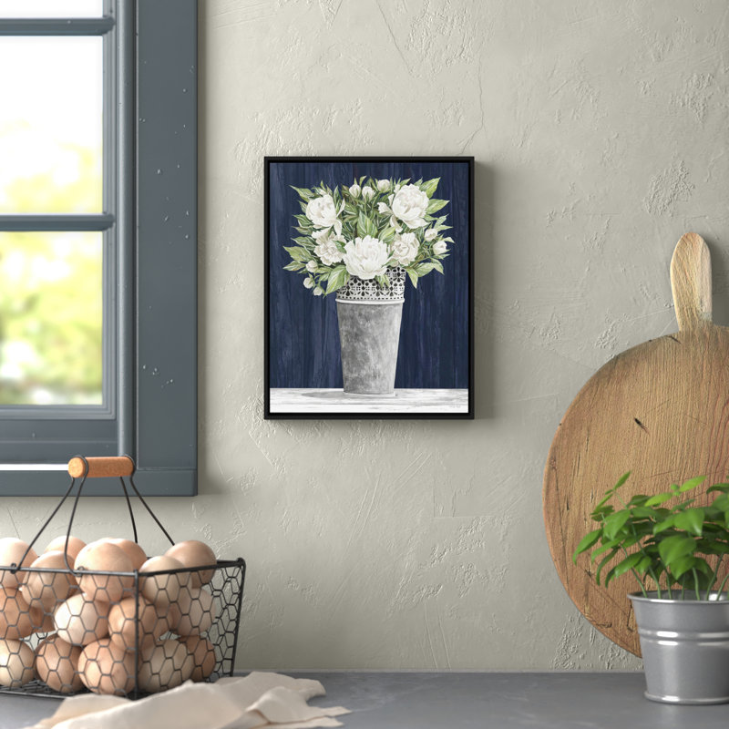 «Punched Tin White Floral» par Cindy Jacobs, reproduction d'art sur toile blanche et bleue, H 10 po x l 8 po x P 2 po