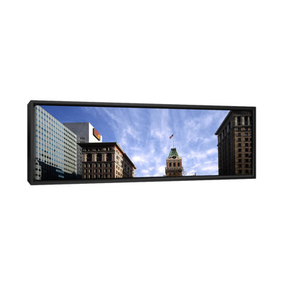 «Buildings in a City, Tribune Tower, Oakland, Alameda County, California», reproduction de photo sur toile