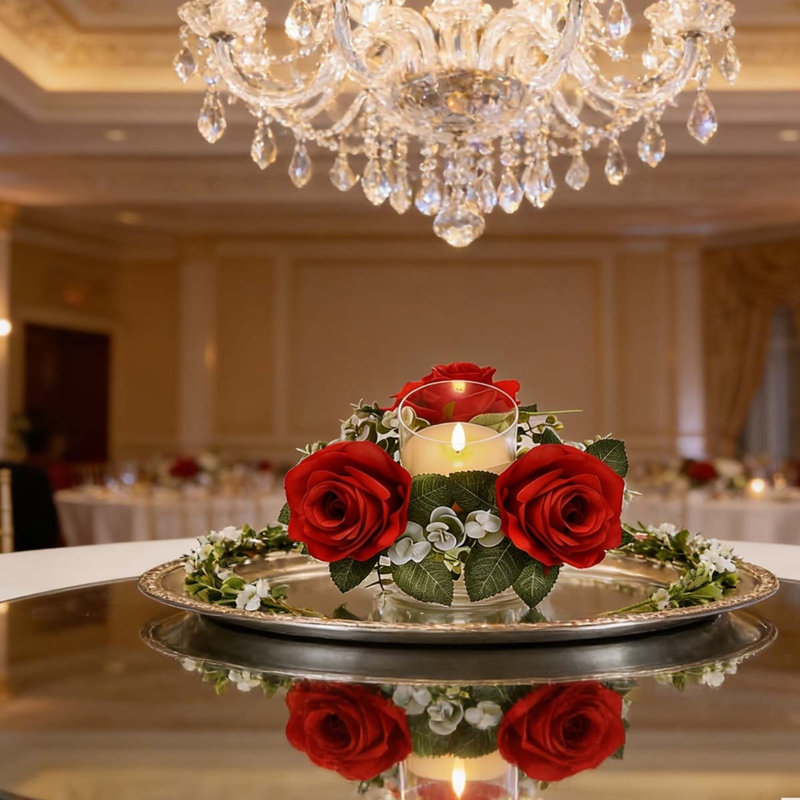 Anneaux de bougie avec ensembles de bougies sans flamme - 4 pièces de fleurs artificielles Eucalyptus, centre de table, piliers de bougeoir, couronnes pour décoration de fête de mariage (2 ensembles)