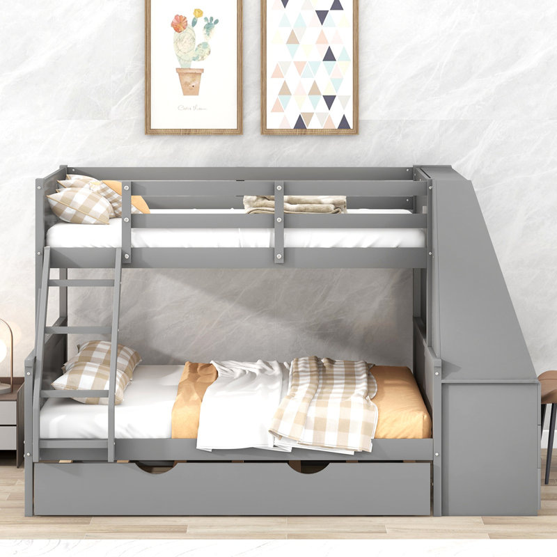 Lit superposé simple au-dessus d'un lit double avec lit gigogne et bureau intégré, trois tiroirs de rangement et une tablette, gris