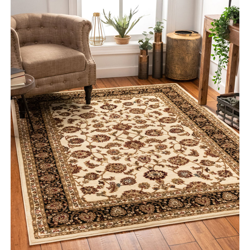 Tapis traditionnel ivoire Zuehlke Sarouk, Rectangle 5 pi 3 po x 7 pi 3 po