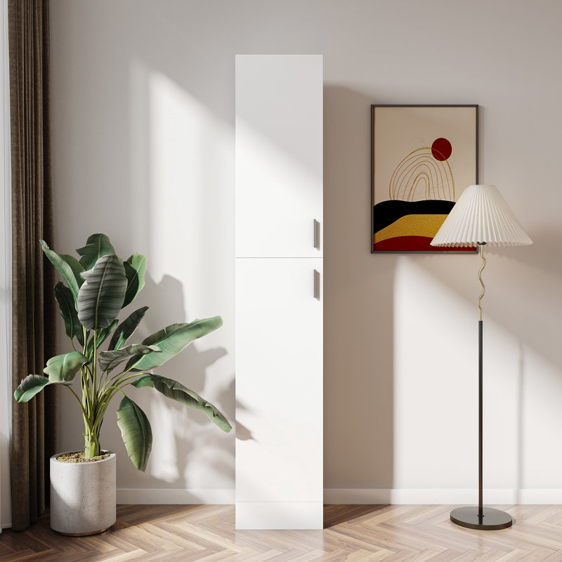 Armoire autoportante blanche avec tablettes pour une élégante décoration de salle à manger