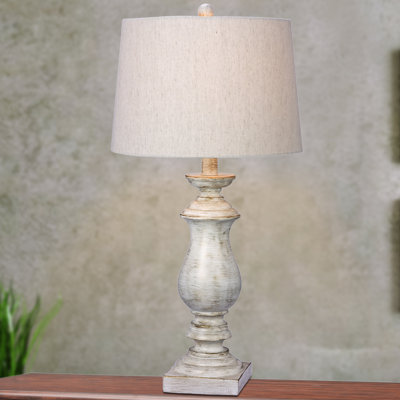 Lampe de table en résine 29,5 po Sela