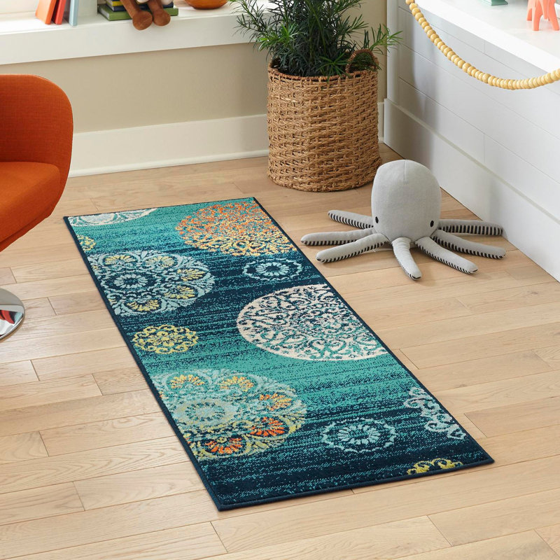 Akridge Floral Indoor Rug, Runner 2' x 8'