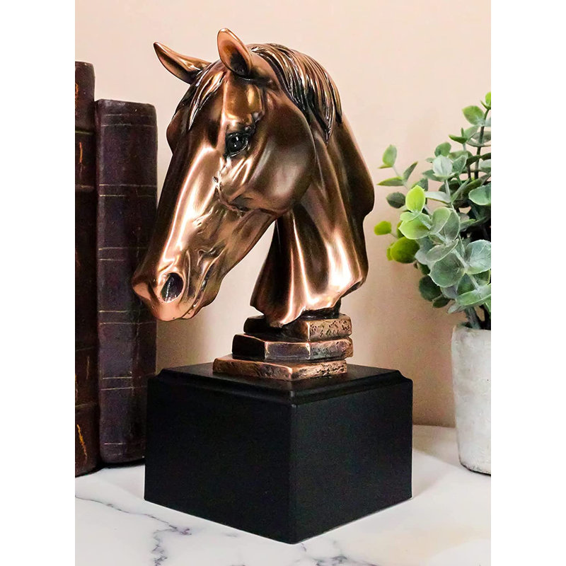 Figurine Jonesha