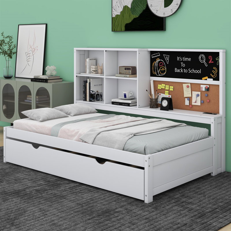 Olatayo Daybed