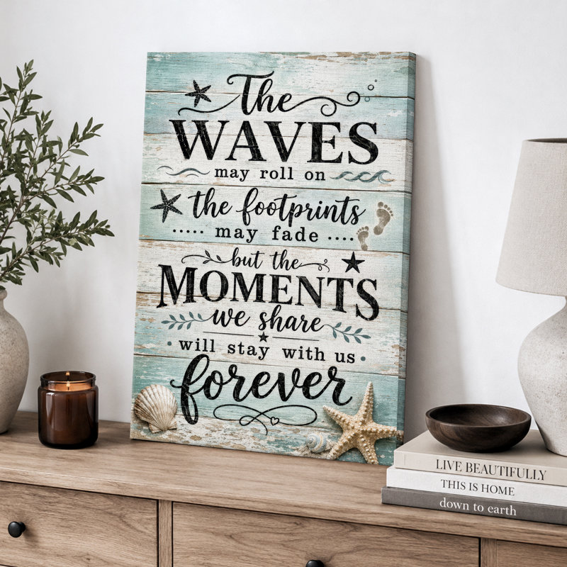 «Coastal Waves and Common Moments», œuvre d'art sur toile encadrée, impression sur toile, 36" H x 24" W x 1.5" D