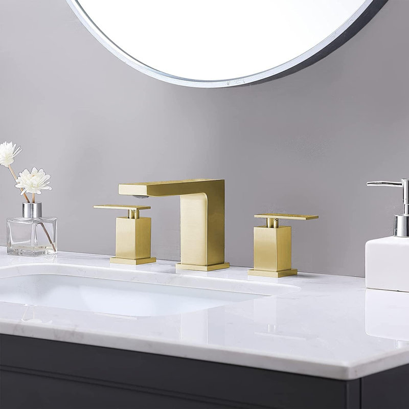 Widespread Bathroom Faucet with Drain Assembly