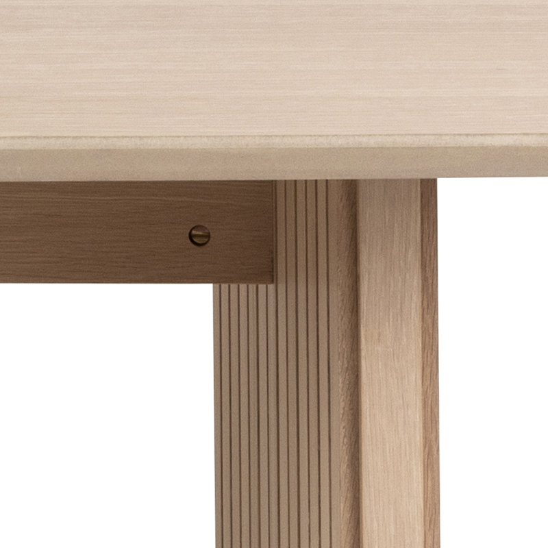 Dasheil Dining Table