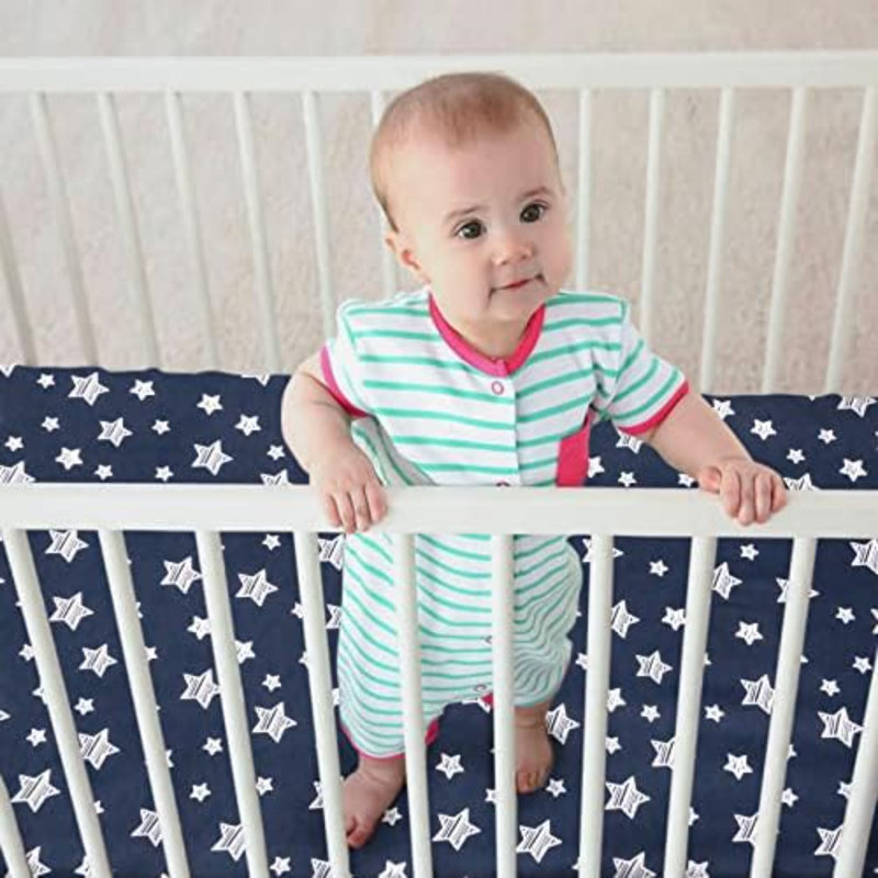 Ensemble de draps pour garçon, lot de 4 mini-draps pour lit de bébé, drap-housse extensible Pack and Play, compatible avec le Pack N Play de Graco, matériau doux et respirant, bleu marine