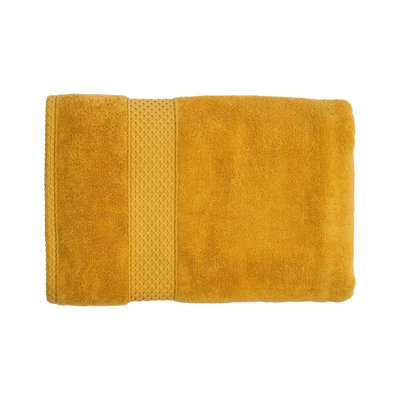 Aaidah Plush Bath Towel