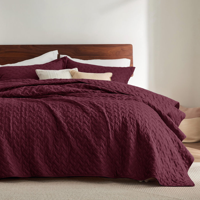 Best Seller Quilted Blanket - Textured Weave Pattern, Airy Lightweight Bed Covering,85gsm, Queen Quilt + 2 Standard Shams