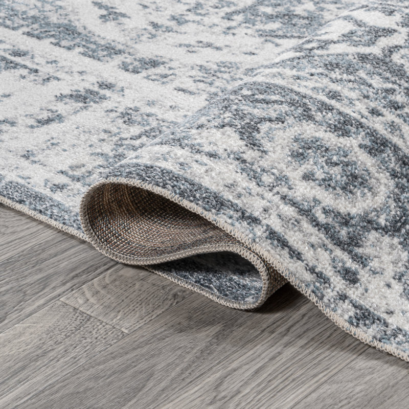 Mahinudin Bold Distressed Medallion Low-Pile Machine-Washable Cream/Blue Rug, Rectangle 5'3" x 7'7"