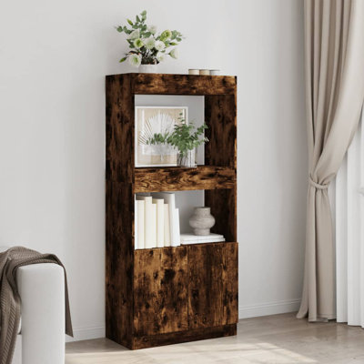 Arai Highboard