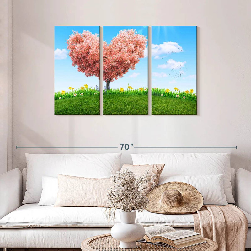 Hardie Spring Heart Tree, 28" H x 45" W