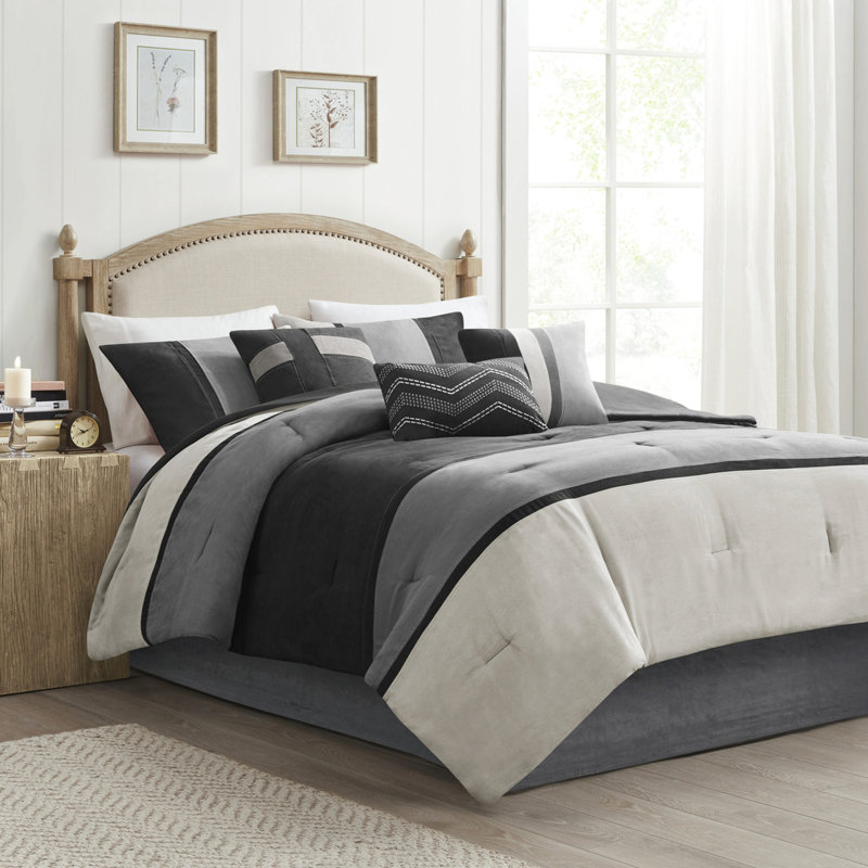 Édredon en faux suède pour très grand lit - 7 pièces, noir, rembourré, lavable à la machine, gracieux coussins en suède, très grand, fer à repasser pour une finition parfaite et taies décoratives