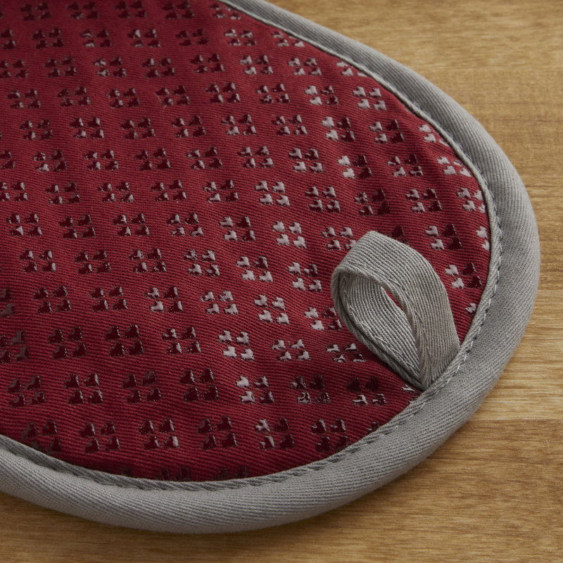 KitchenAid Asteroid Solid Diamond Potholder, Maroon, 6.5" W x 13"L