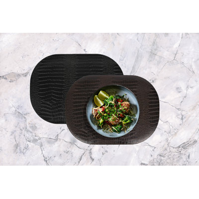 Ellison Oval Placemat