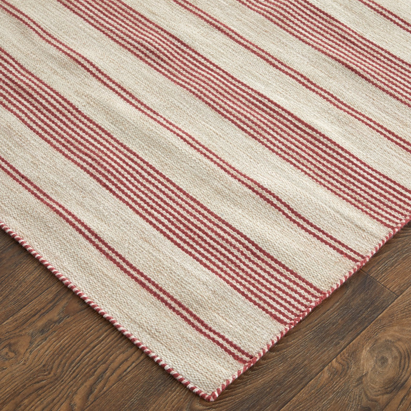 Tapis rouge / ivoire Shastina, Rectangle 5 pi x 8 pi