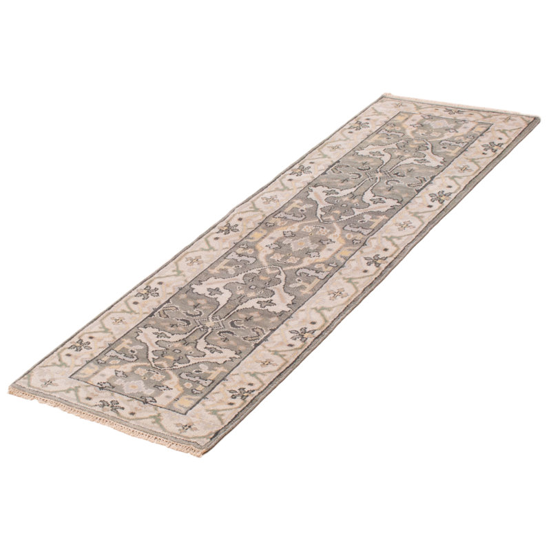 Tapis de couloir gris clair en laine New Age 2 pi 7 po x 7 pi 11 po Mercouri